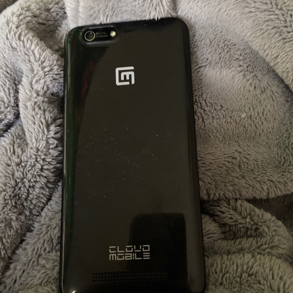 Two androids phone 1is s Nokia brand new the other is a brand new cloud mobile